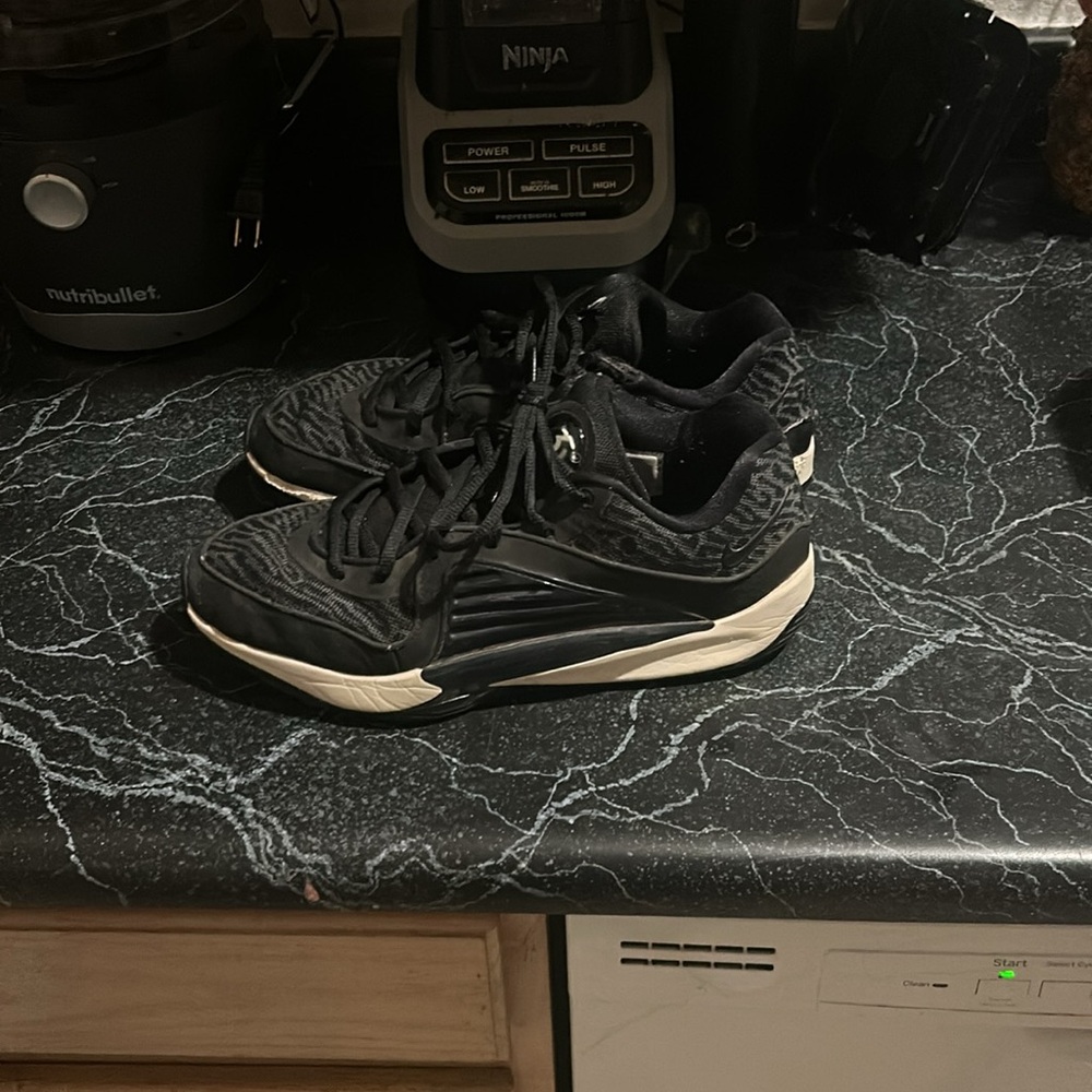 Kevin Durant 16s boardroom - Picture 4 of 4